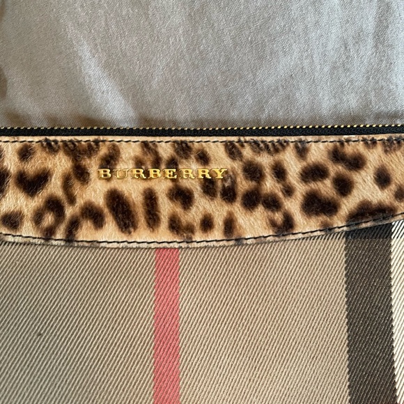 Burberry Crossbody bag with leopard trim - Picture 3 of 3